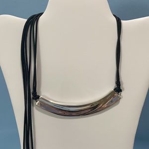 Adjustable choker
